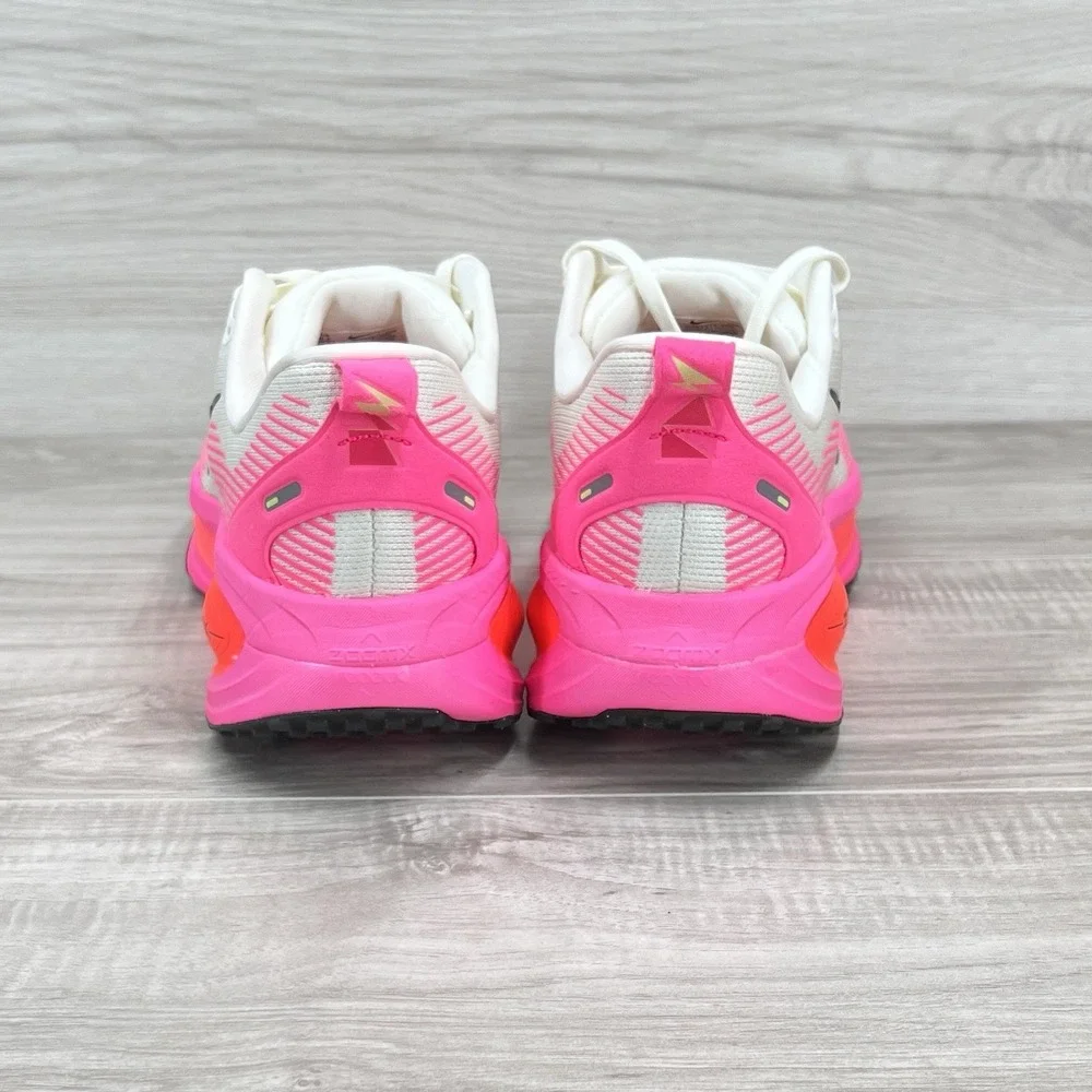 Nike Air Zoom Vomero 18 Hyper Pink Men Running Shoes Sz 9.5 New Rare IB7315-100